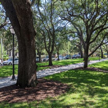 Wragg Mall Park - Wragg Mall Park - Parks Near Me - Charleston, South Carolina Wragg Mall Park - Wragg Mall Park - Parks Near Me - Charleston, South Carolina