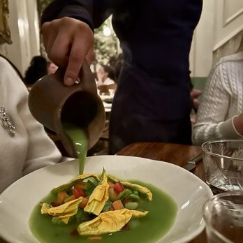 Rosetta - Fresh soup with pumpkin leaves - Italian Near Me - Ciudad de México, DIF