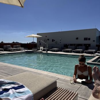 Canopy by Hilton Scottsdale Old Town - Rooftop pool - Hotels Near Me - Scottsdale, Arizona Canopy by Hilton Scottsdale Old Town - Rooftop pool - Hotels Near Me - Scottsdale, Arizona