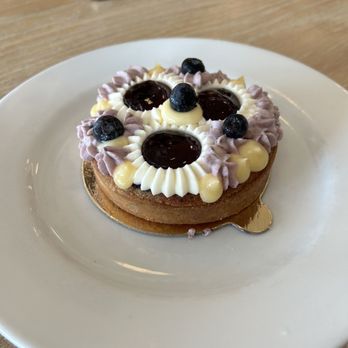 Bakery Lorraine - Blueberry tart - Bakeries Near Me - San Antonio, Texas Bakery Lorraine - Blueberry tart - Bakeries Near Me - San Antonio, Texas