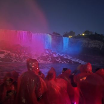 Niagara City Cruises - Boat Tours Near Me - Niagara Falls, Ontario