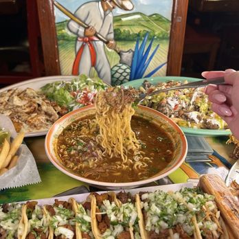 El Paso Mexican Restaurant - Mexican Near Me - Alexandria, Virginia El Paso Mexican Restaurant - Mexican Near Me - Alexandria, Virginia