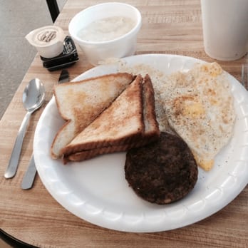 Country Market - 2 eggs, toast, sausage, grits n coffee. Hit the spot! - American Near Me - Maiden, North Carolina