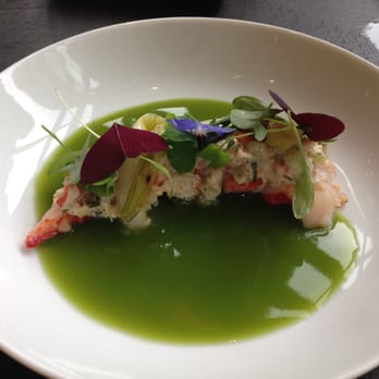 Dinner by Heston Blumenthal - Lobster and cucumber soup - British Near Me - London, XGL