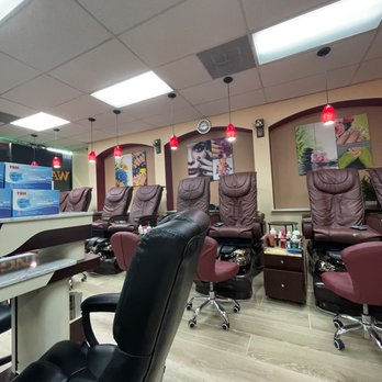 Dashing Diva Nails - Place looks like! - Nail Salons Near Me - Portland, Oregon Dashing Diva Nails - Place looks like! - Nail Salons Near Me - Portland, Oregon