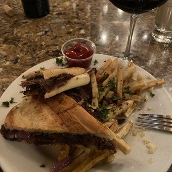 Baracoa Cuban Restaurant - A Vaca Frita Sandwich and a glass of Opaque Darkness wine! - Cuban Near Me - Palmdale, California