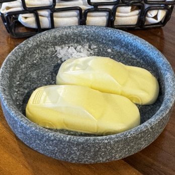 Restaurant 917 - Pretzels and butter - New American Near Me - Carson, California