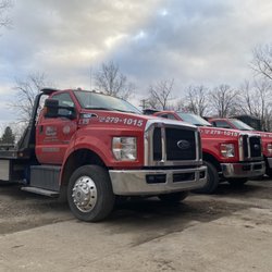 Mike's Garage and LaRocca's Towing - Our fleet is comprised of reliable flat beds to ensure the safety of your vehicle during transportation.