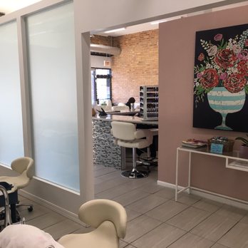 Ravenswood Nail Party - Nail Salons Near Me - Chicago, Illinois