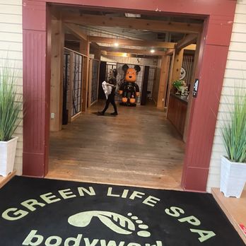 Green Life Spa - Spa entrance - Massage Therapy Near Me - Exton, Pennsylvania Green Life Spa - Spa entrance - Massage Therapy Near Me - Exton, Pennsylvania