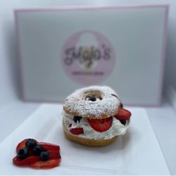 Mojo’s Donuts & Coffee