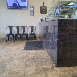 Mezzaluna Pizzeria At Halifax