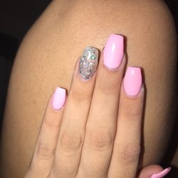 Tracy Nails