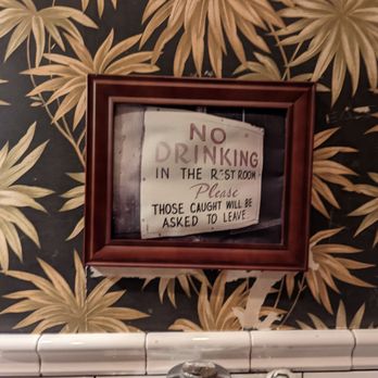 Sparrow - A sign that made me ask about this policy when I got back to the bar. - Cocktail Bars Near Me - Chicago, Illinois Sparrow - A sign that made me ask about this policy when I got back to the bar. - Cocktail Bars Near Me - Chicago, Illinois