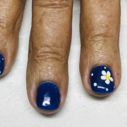 Q Nails - Nail art