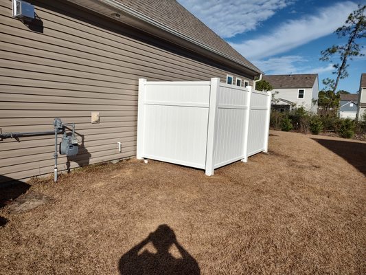 Ryan's Handyman Service Logo