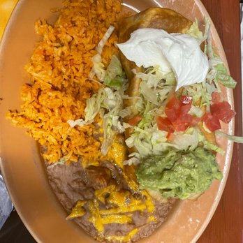 El Tapatio Mexican Grill - Ground beef super chimichanga with rice and beans - Mexican Near Me - Vero Beach, Florida El Tapatio Mexican Grill - Ground beef super chimichanga with rice and beans - Mexican Near Me - Vero Beach, Florida