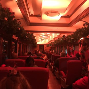Polar Express Train Ride - Amusement Parks Near Me - Fillmore, California