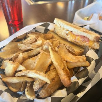 Bina’s - Tuna melt - Dive Bars Near Me - Minneapolis, Minnesota