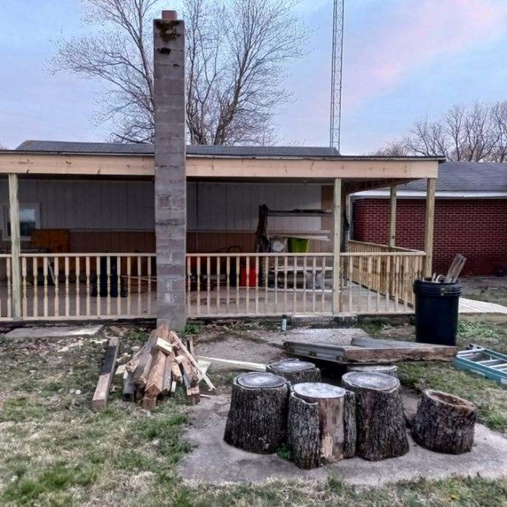 Slide of D&D Construction