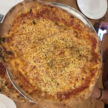 Flatbread Company - Cheese pizza - Pizza Near Me - Paia, Hawaii