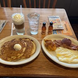 Cracker Barrel Old Country Store