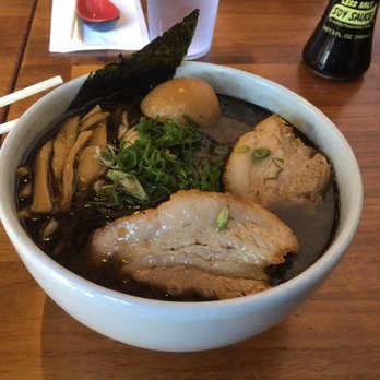 Menya le Nood - Super Garlic Tonkotsu Ramen with regular sized noodles and mild spice. - Ramen Near Me - Honolulu, Hawaii Menya le Nood - Super Garlic Tonkotsu Ramen with regular sized noodles and mild spice. - Ramen Near Me - Honolulu, Hawaii