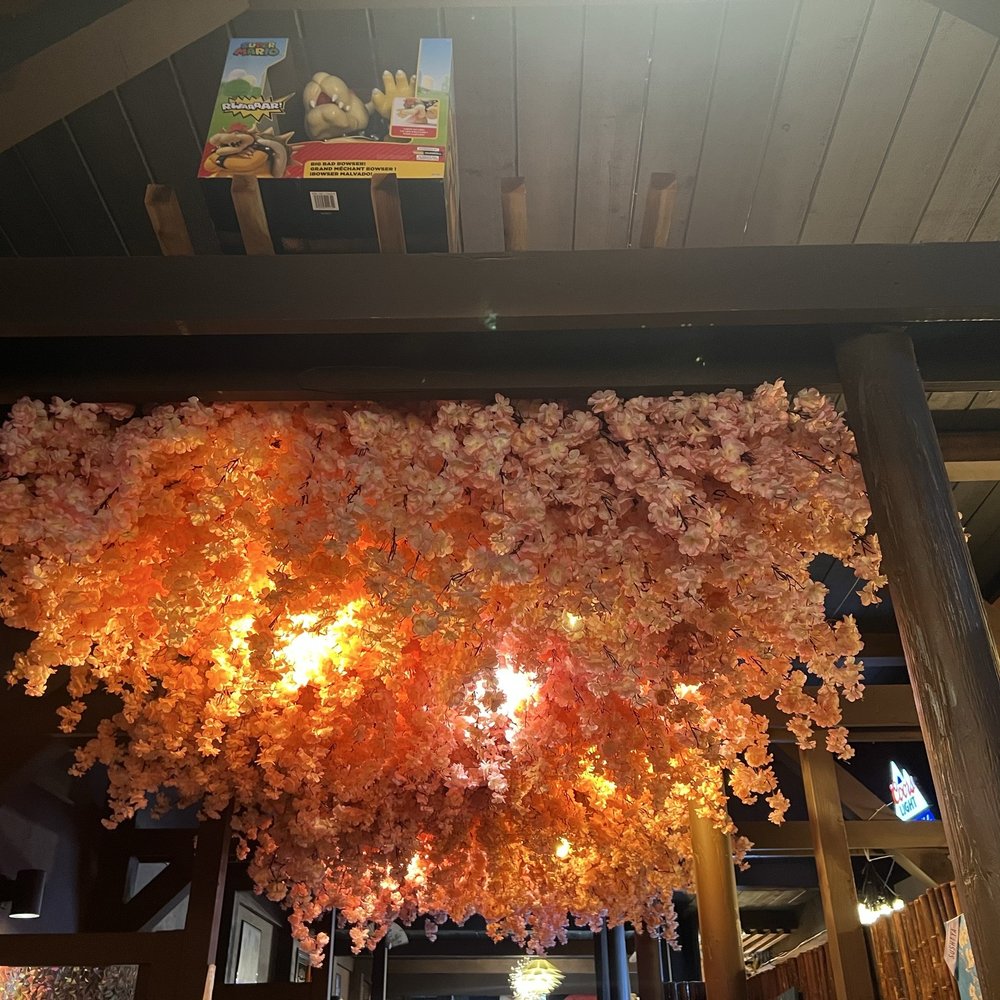 Sushiya - Beautiful wall treatment - Sushi Bars Near Me - San Dimas, California Sushiya - Beautiful wall treatment - Sushi Bars Near Me - San Dimas, California
