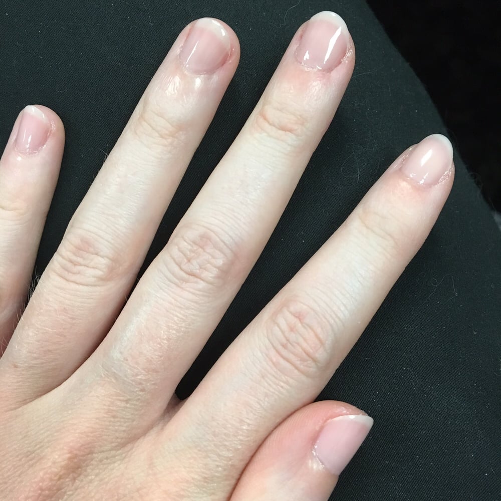 Hollywood Nails Logo