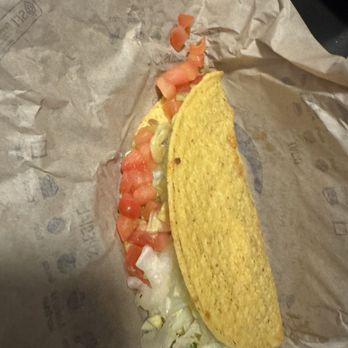 Taco Bell - Crunchy Taco Supreme - Fast Food Near Me - Oakland, California Taco Bell - Crunchy Taco Supreme - Fast Food Near Me - Oakland, California
