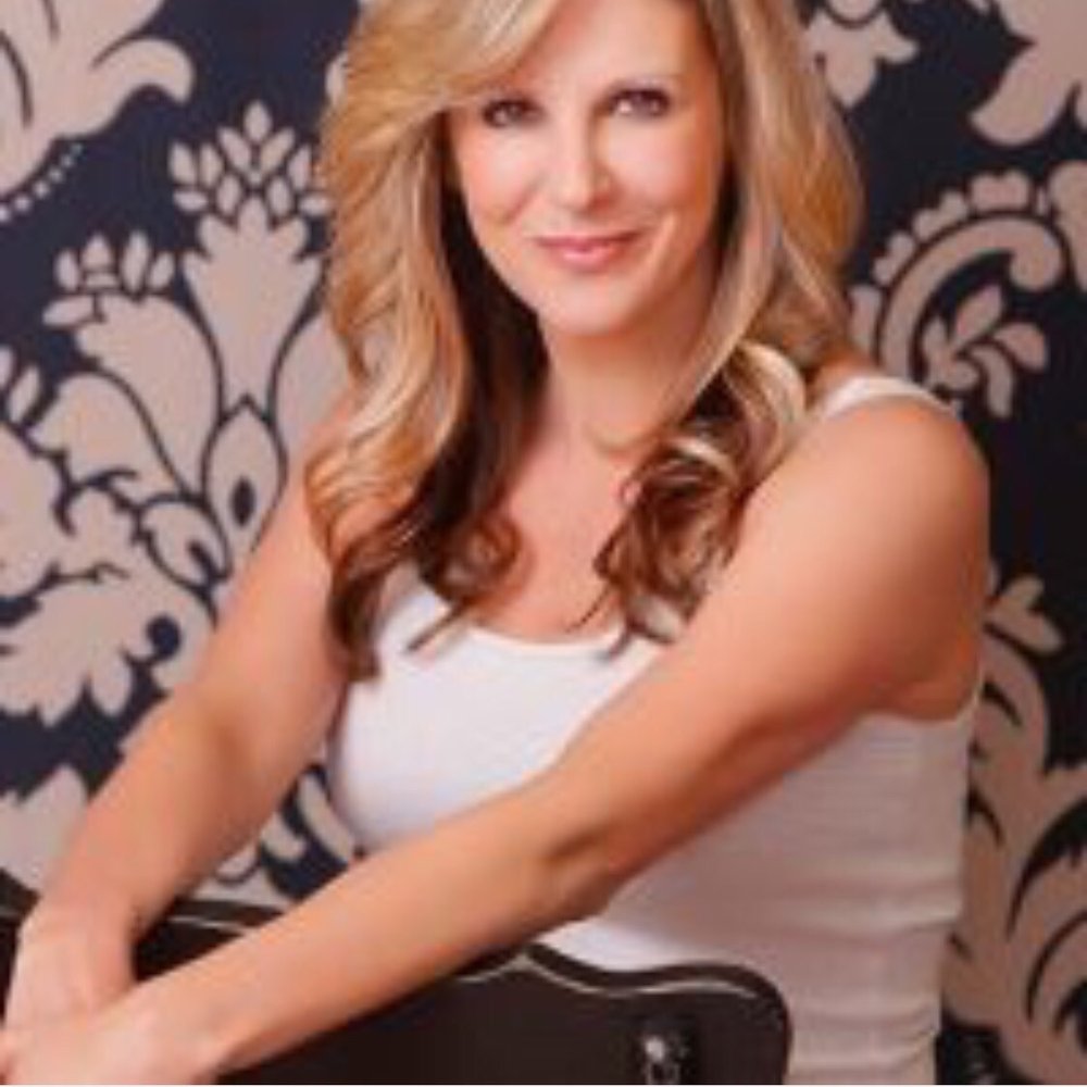 Hair And Make Up By Dee Dee - DeeDee Morris - Makeup Artists Near Me - Dothan, Alabama