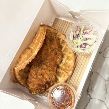 Bruxie - Original CHICKEN AND WAFFLES - Sandwiches Near Me - Costa Mesa, California