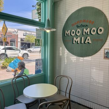 Moo Moo Mia - interior - Ice Cream & Frozen Yogurt Near Me - Monrovia, California Moo Moo Mia - interior - Ice Cream & Frozen Yogurt Near Me - Monrovia, California
