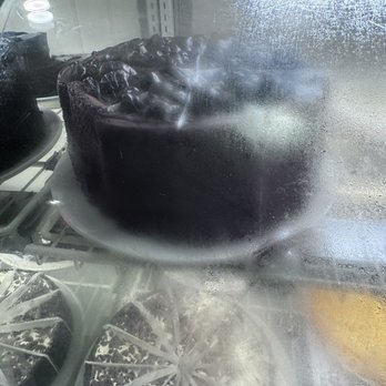 Flashback Diner & Coffeehouse - King Kong Chocolate Cake - Diners Near Me - Davie, Florida