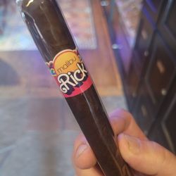 Devon's Pub & Cigars