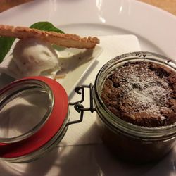 Flokal - Halbgebackenes Schokotörtchen