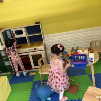 Giggles And Fun - Toys were clean and organized - Indoor Playcenter Near Me - Houston, Texas Giggles And Fun - Toys were clean and organized - Indoor Playcenter Near Me - Houston, Texas