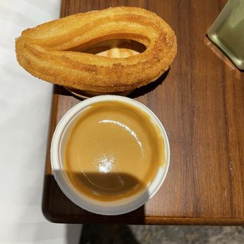 Guacamole - Churros with dulce de leche - Mexican Near Me - Lisbon, 11