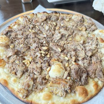 RAWA Mediterranean Fusion, Middle Eastern Food, Pizza Place - 12" Msakhan Pizza - Pizza Near Me - New Haven, Connecticut