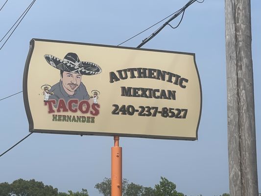 Tacos Hernandez by null