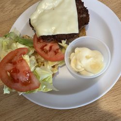 Cusat's Cafe - California burger