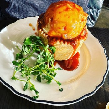 Pleasant House Pub - Mushroom and Kale Pie - British Near Me - Chicago, Illinois Pleasant House Pub - Mushroom and Kale Pie - British Near Me - Chicago, Illinois