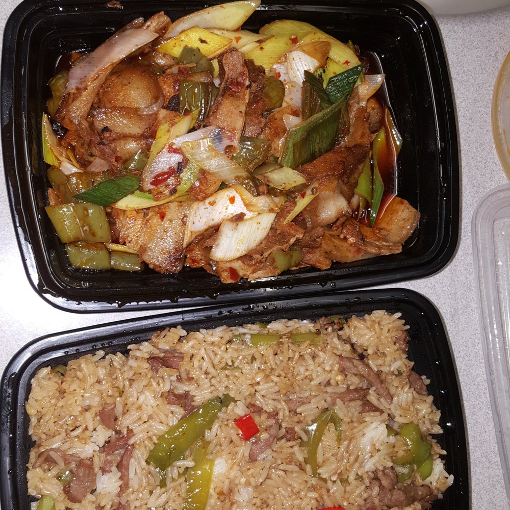 Five Spices House - Boston - Sichuan Style Double Cooked Pork and Shredded Beef Fried Rice with Chili Peppers - Szechuan Near Me - Boston, Massachusetts Five Spices House - Boston - Sichuan Style Double Cooked Pork and Shredded Beef Fried Rice with Chili Peppers - Szechuan Near Me - Boston, Massachusetts