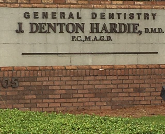 J DENTON HARDIE DMD, PC, MAGD 705 N Westover Blvd, Albany,