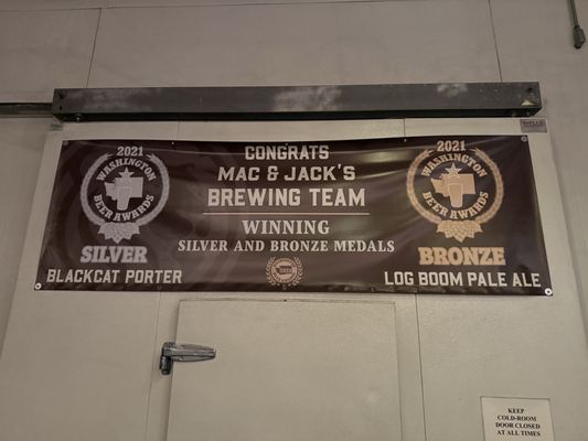 Mac & Jack's Brewery by null