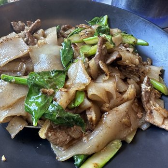Thai Square Restaurant - Pad See - Ew - Thai Near Me - Arlington, Virginia