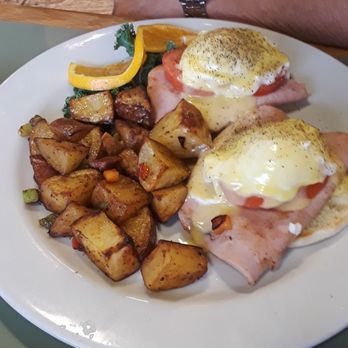 Kiki's Kitchen - Classic eggs benedict - Breakfast & Brunch Near Me - Oxnard, California Kiki's Kitchen - Classic eggs benedict - Breakfast & Brunch Near Me - Oxnard, California