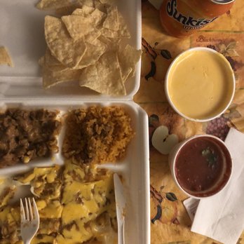 El Rincon Tapatio - El Rincon Tapatio: Cheese Enchilada with Rice & Beans. Chips, Salsa & Cheese Dip. Orange Sunkist. - Mexican Near Me - Dallas, Texas El Rincon Tapatio - El Rincon Tapatio: Cheese Enchilada with Rice & Beans. Chips, Salsa & Cheese Dip. Orange Sunkist. - Mexican Near Me - Dallas, Texas