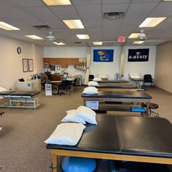 Select Physical Therapy - Lenexa