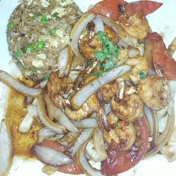 D'Carbon Restaurant - Lomo de camarones w/ arroz chaufa! - Peruvian Near Me - Paterson, New Jersey D'Carbon Restaurant - Lomo de camarones w/ arroz chaufa! - Peruvian Near Me - Paterson, New Jersey